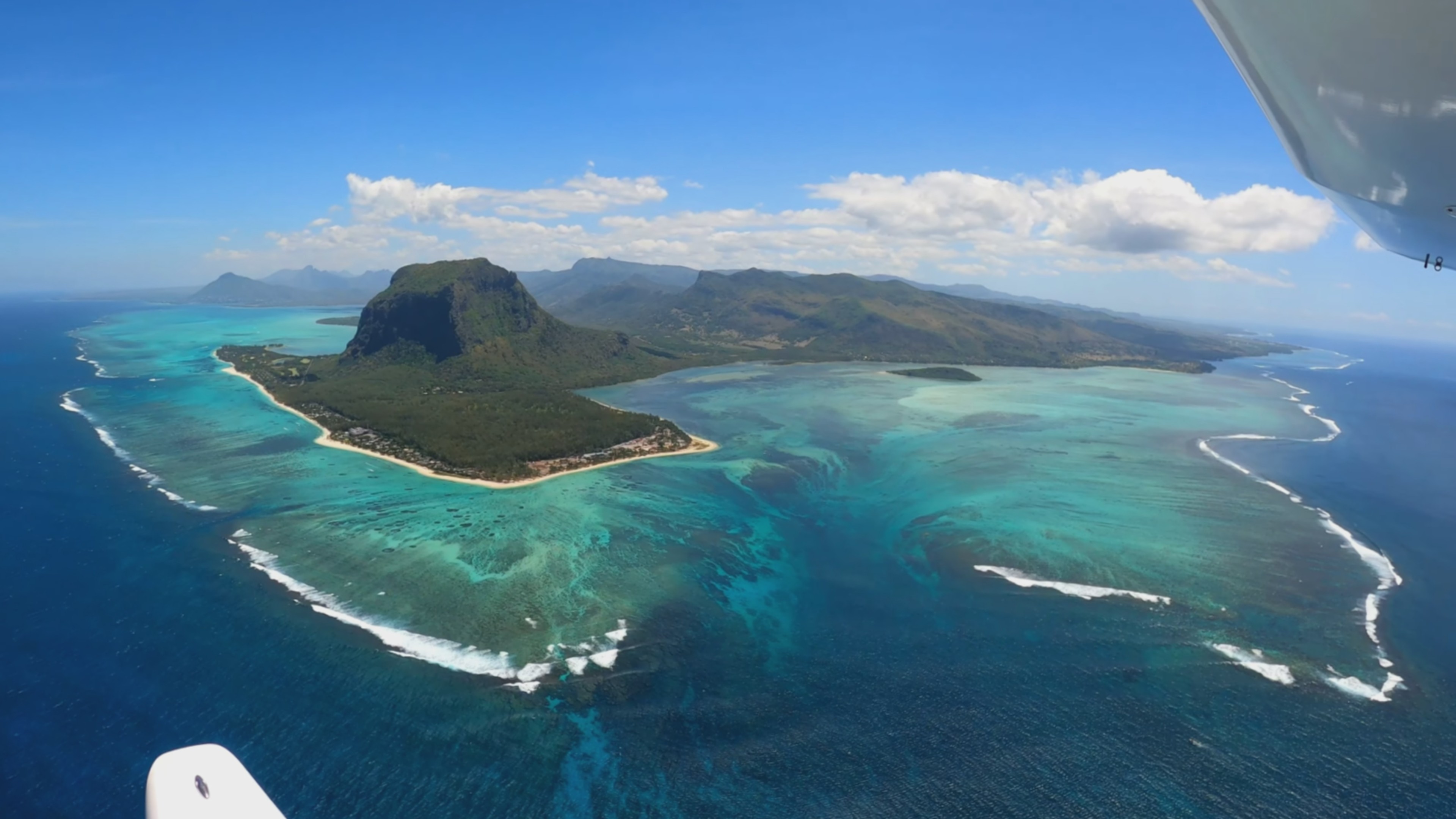 Filmfoto: „Mauritius - Die Fernwehmacher unterwegs im Tropenparadies“